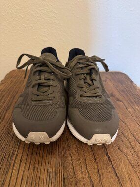 Veja SDU RT Men's Sneakers Olive Green Size 9